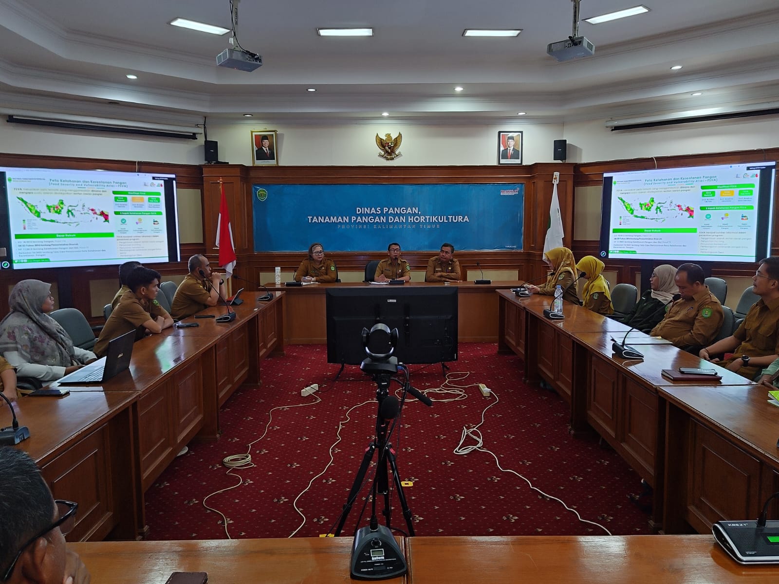 Perkuat Intervensi Ketahanan Pangan Lintas Sektor, DPTPH Gelar Bimtek Tim FSVA Provinsi Kaltim